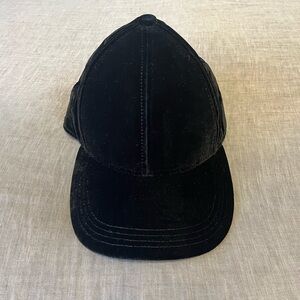 GAP Velvet Baseball Cap
